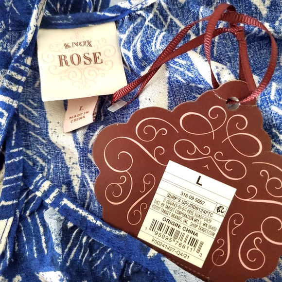 Blue and White Geometric Pattern Dress - Picture 5 of 15